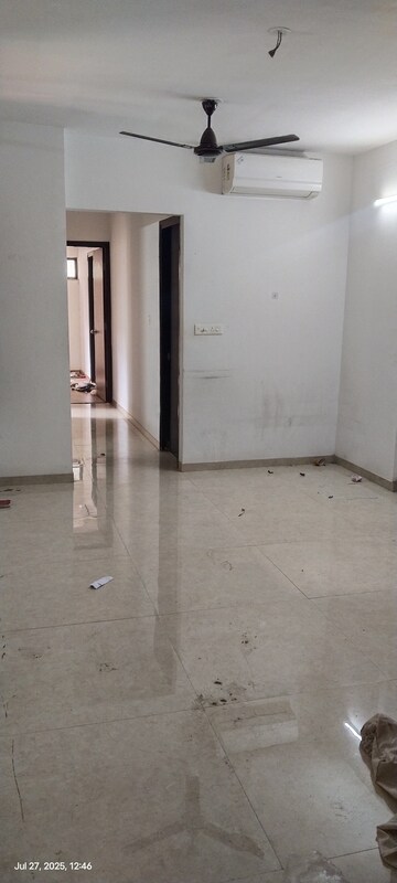 Room in 1.5 BHK Apartment at Lodha Palava City Lakeshore Greens, Dombivli East – for Rent