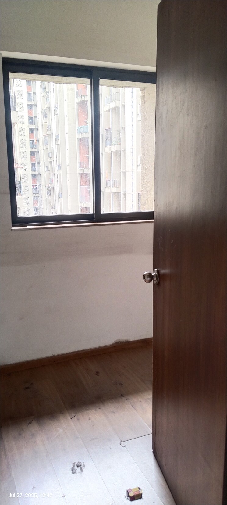 Room, lodha-palava-city-lakeshore-greens 1.5 Bedroom 650 Sq.Ft. Apartment In Dombivli East Thane 9000342