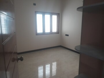 Room in 3 BHK Builder Floor at Ramamurthy Nagar – for Rent