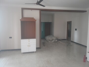 Room in 3 BHK Builder Floor at Ramamurthy Nagar – for Rent