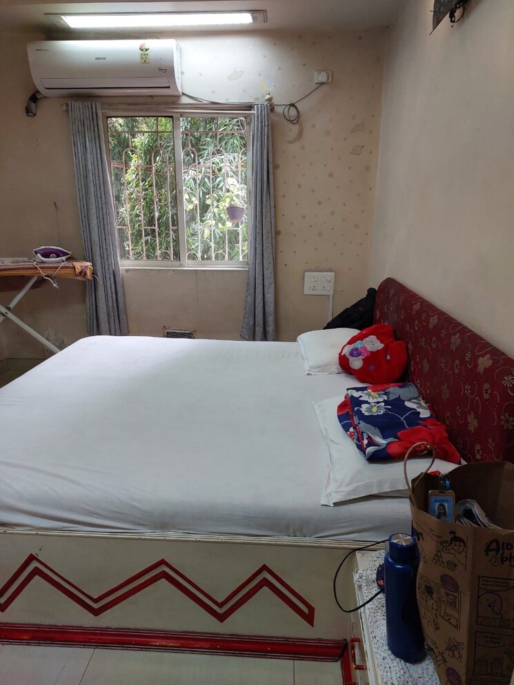 Bedroom, koregaon park Pg For Girls In Koregaon Park 9000357