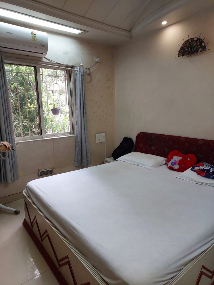 Bedroom, koregaon park Pg For Girls In Koregaon Park 9000357