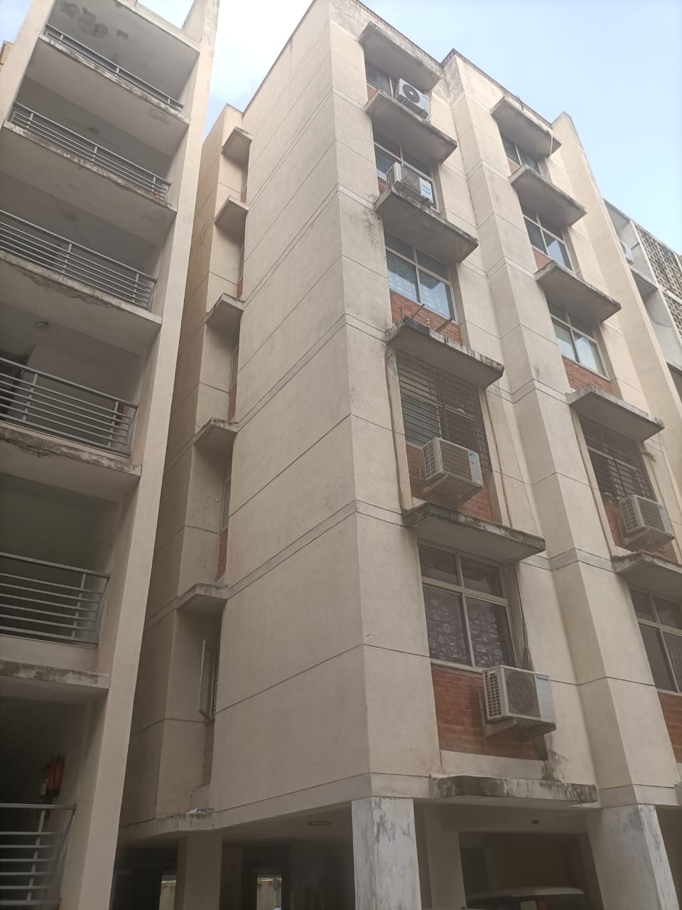 2 BHK + Extra Room Apartment For Sale in Venus Parkland