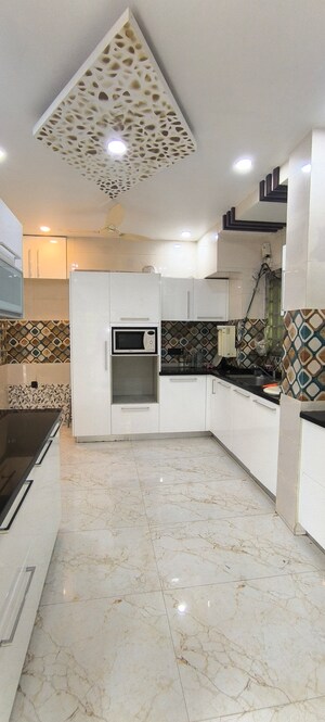 6 BHK Apartment For Sale in Vasant Kunj