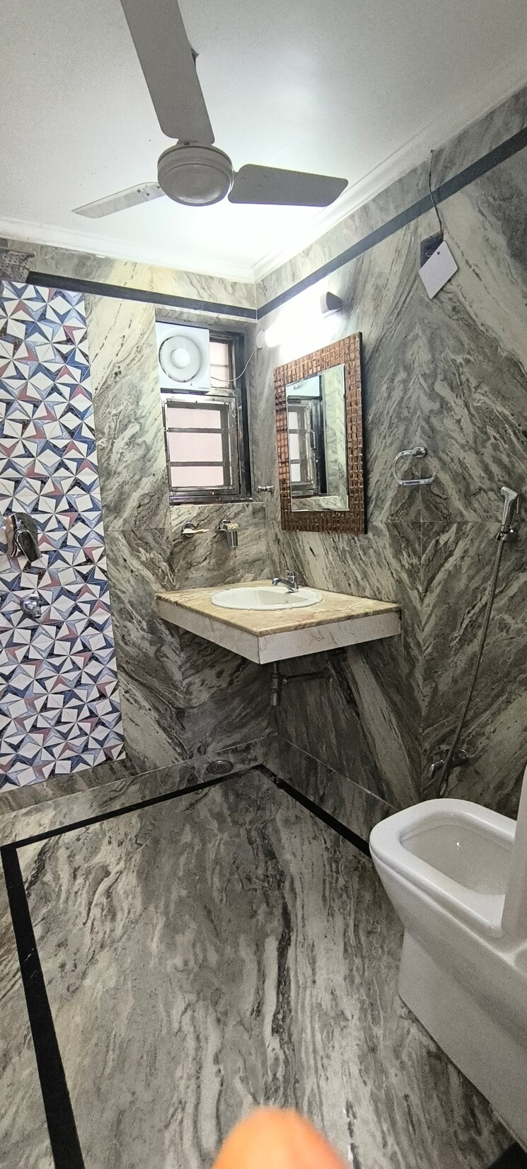 Bathroom, vasant kunj 6 Bedroom 3400 Sq.Ft. Apartment In Vasant Kunj Delhi 9000405