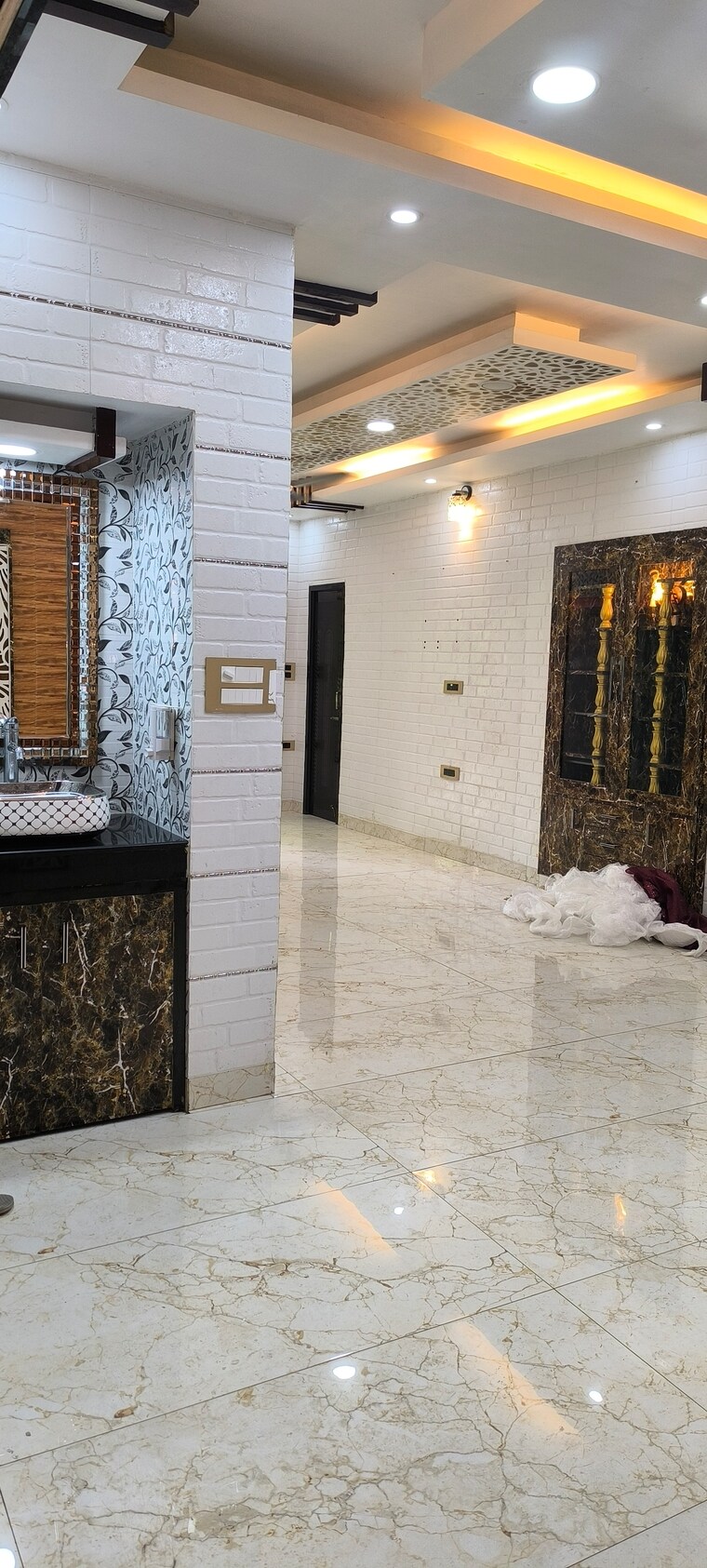 Living Room, vasant kunj 6 Bedroom 3400 Sq.Ft. Apartment In Vasant Kunj Delhi 9000405