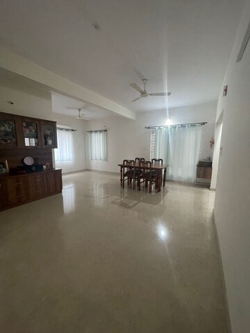 Living Room in 2.5 BHK Apartment at Kasturi Nagar – for Rent