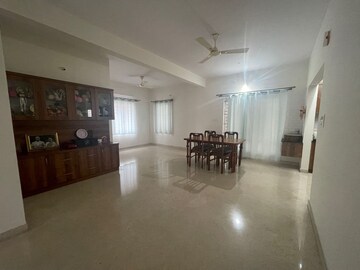 Living Room in 2.5 BHK Apartment at Kasturi Nagar – for Rent