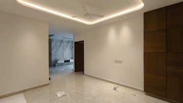 Room in 3 BHK Apartment at Rajapushpa Provincia, Narsingi – for Rent