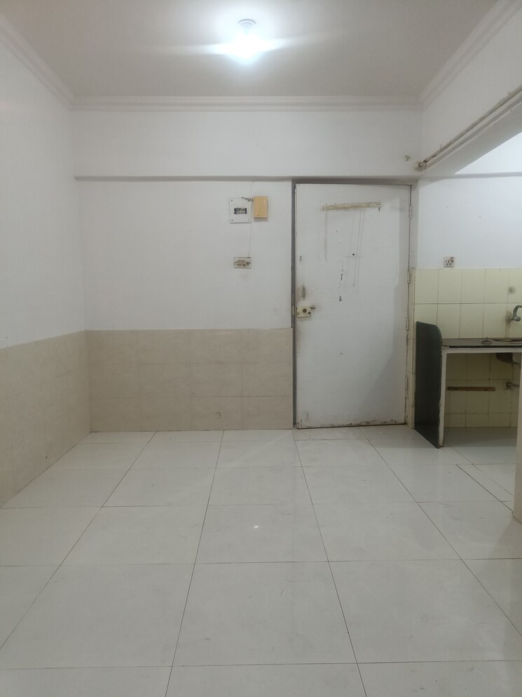 Bathroom, royal-palms-piccadilly-condos 1 RK 230 Sq.Ft. Apartment In Goregaon East Mumbai 9000413
