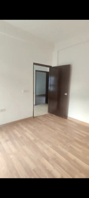 Room in 3 BHK Builder Floor at Lavender Floors, Sector 89 – for Sale