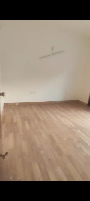 Room in 3 BHK Builder Floor at Lavender Floors, Sector 89 – for Sale