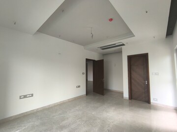 Room in 3 BHK Apartment at Rajapushpa Provincia, Narsingi – for Rent