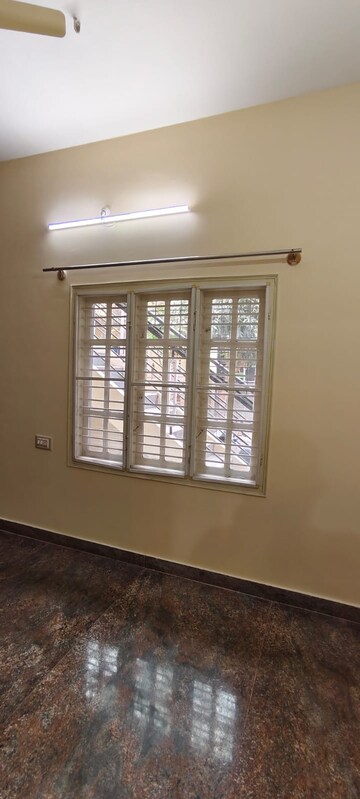 Room in 2 BHK Independent House at Ramamurthy Nagar – for Rent