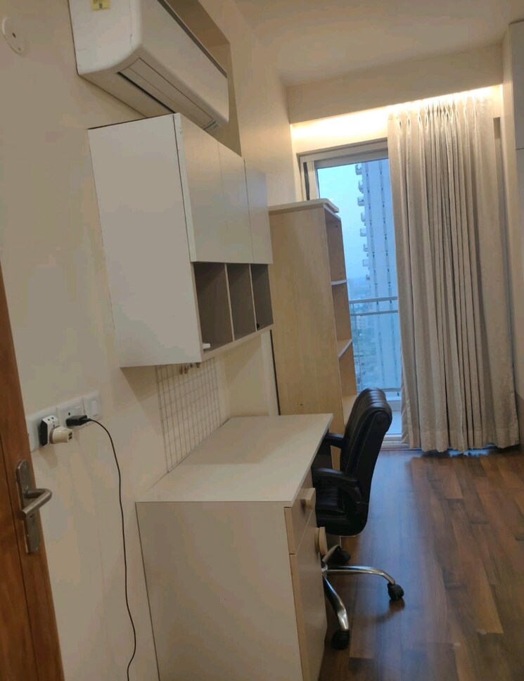 Team Area, conscient-heritage-max 3 Bedroom 2075 Sq.Ft. Apartment In Sector 102 Gurgaon 9000500