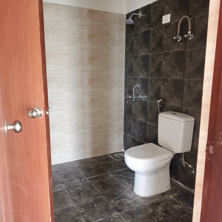 Bathroom, rps-auria 3 Bedroom 1565 Sq.Ft. Apartment In Sector 88 Faridabad 9000562