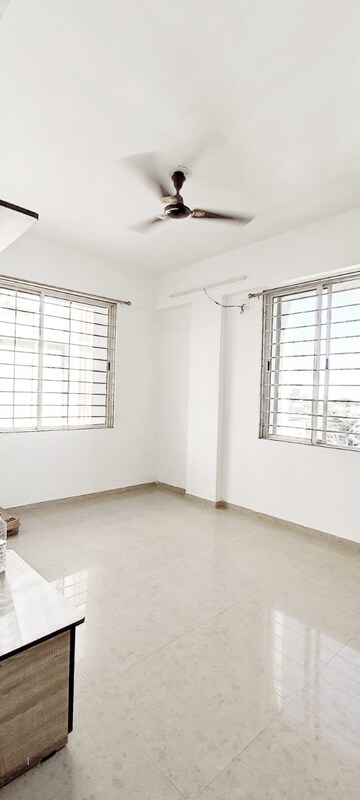 Room in 2 BHK Apartment at Nigam Nagar – for Sale