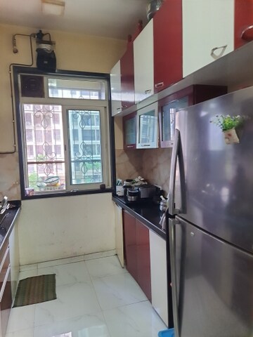 Team Area in 1 BHK Apartment at Shree Apartment Majiwada, Majiwada – for Sale