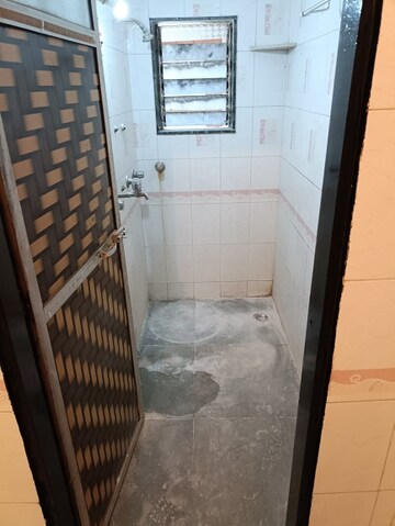 Bathroom in 1 BHK Apartment at Shree Apartment Majiwada, Majiwada – for Sale