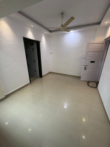 Room in 1 BHK Apartment at The Kamal Sagar CHS, Bhandup East – for Rent