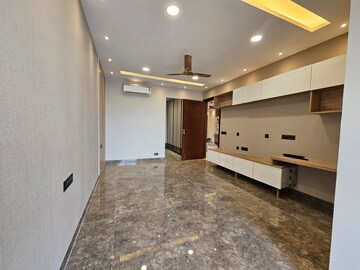 Kitchen in 4 BHK Builder Floor at Sector 84 – for Sale