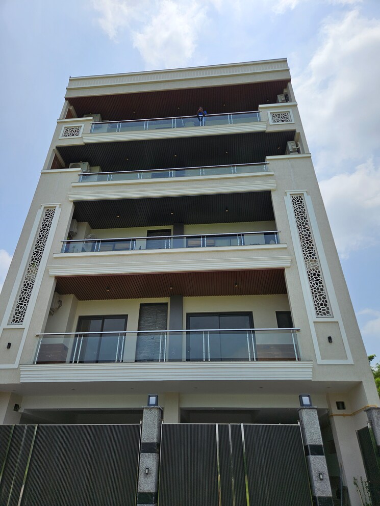 Exterior View, sector 84 4 Bedroom 350 Sq.Yd. Builder Floor In Sector 84 Faridabad 9000591