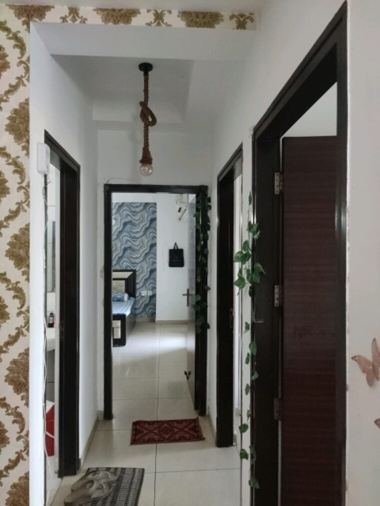 undefined, rwa-apartments 6+ Bedroom 250 Sq.Mt. Independent House In Sector 31 Noida 9000586