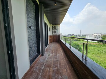Balcony in 4 BHK Builder Floor at Sector 84 – for Sale