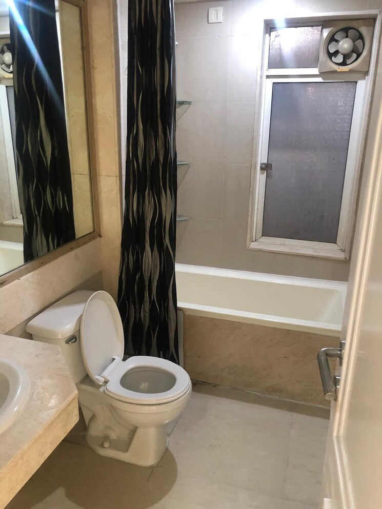 Bathroom, hiranandani-acacia 3 Bedroom 1000 Sq.Ft. Apartment In Ghodbunder Road Thane 9000619