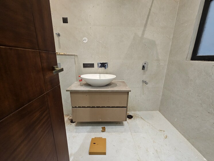 Bathroom, sector 84 4 Bedroom 350 Sq.Ft. Builder Floor In Sector 84 Faridabad 9000755