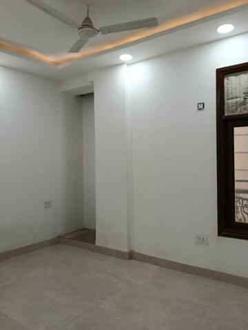 Room in 4 BHK Builder Floor at Sultanpur – for Sale