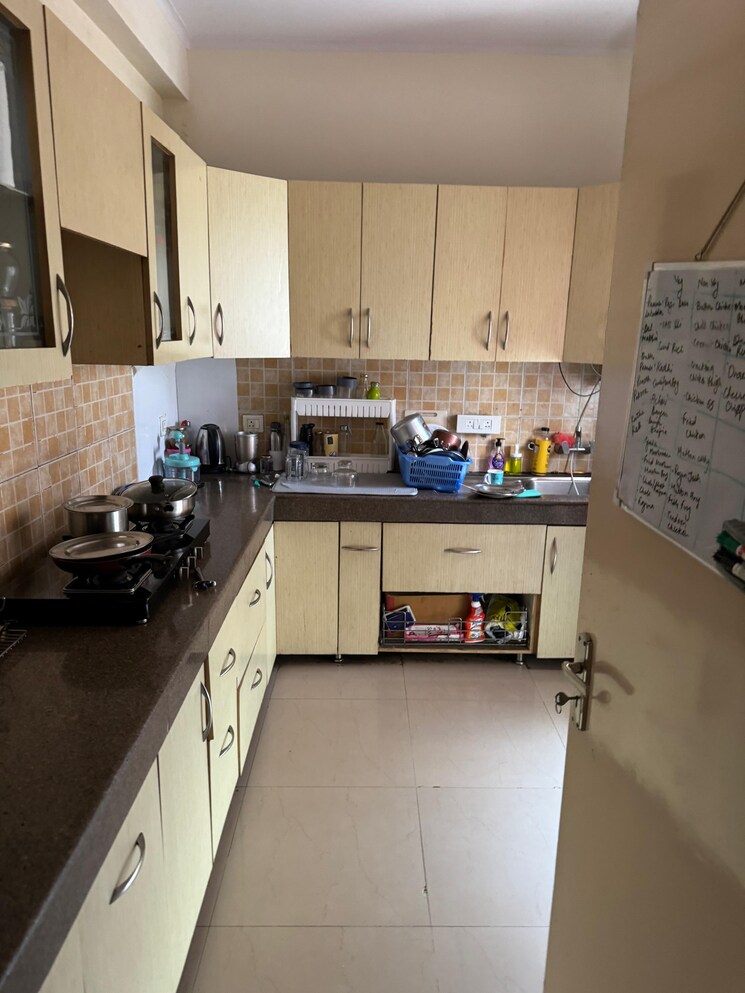 Kitchen, orchid-island 3 Bedroom 1550 Sq.Ft. Builder Floor In Sector 51 Gurgaon 9000667