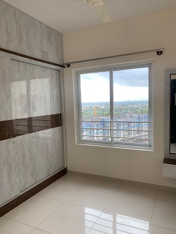 Room in 2 BHK Apartment at Provident Capella, Whitefield – for Rent
