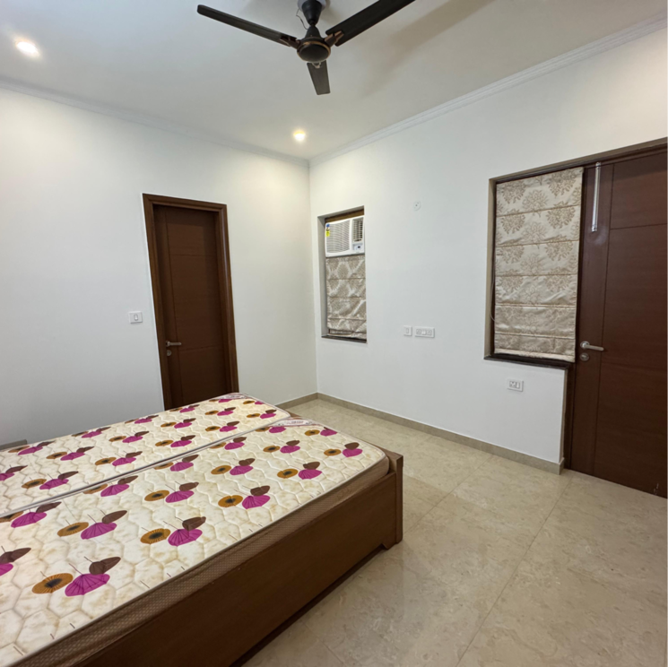 Bedroom, sector 23 3.5 Bedroom 1500 Sq.Ft. Builder Floor In Sector 23 Gurgaon 9000699