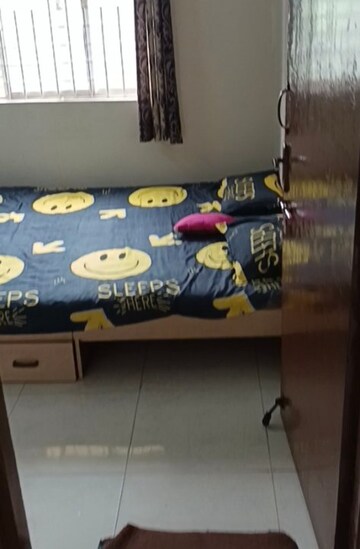 Bedroom in 2.5 BHK Apartment at India Platinum City, Yeshwanthpur – for Rent