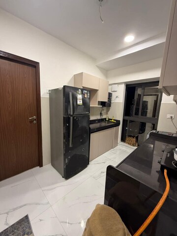 Team Area in 2 BHK Apartment at Andheri West – for Rent