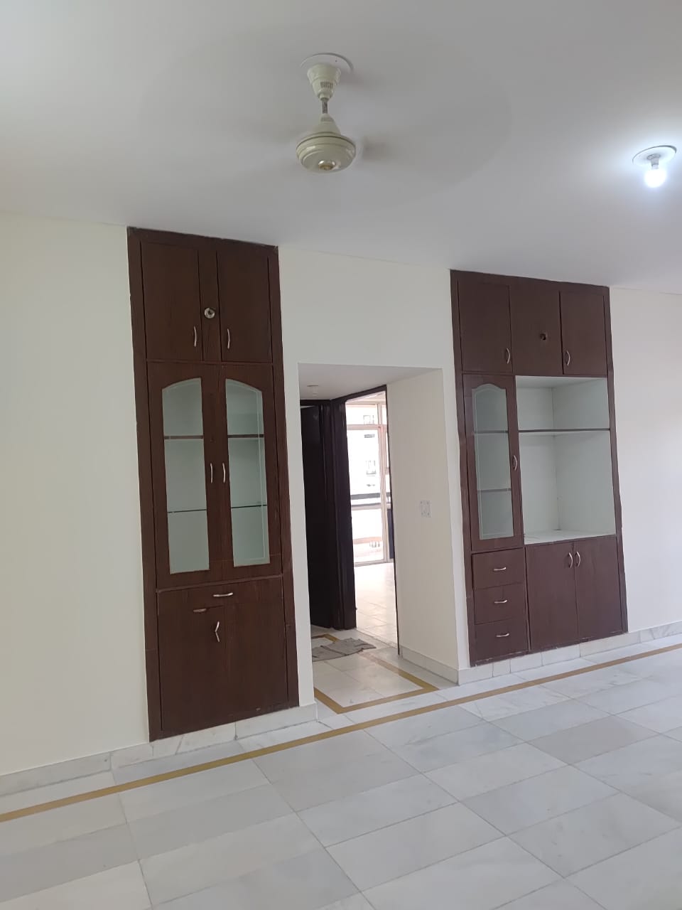 2 BHK Apartment For Rent in Ansal Sushant Estate