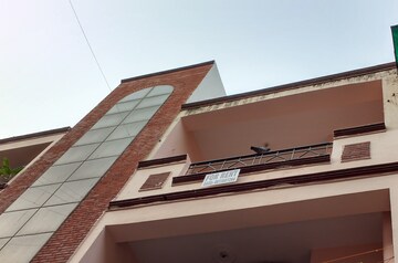 2 BHK Apartment – Exterior View View at Sector 49 - for Rent