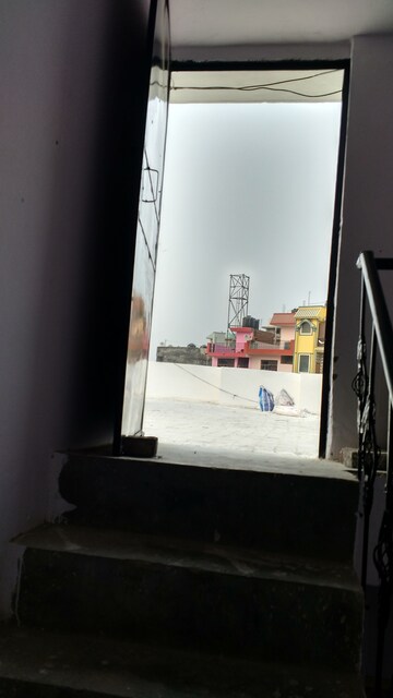 Staircase in 2 BHK Apartment at Sector 49 – for Rent
