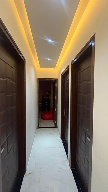  3.5 BHK Apartment at Rohtas Presidential Arcade, Vibhuti Khand – for Rent
