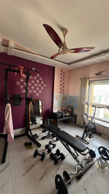 Gym in 3.5 BHK Apartment at Rohtas Presidential Arcade, Vibhuti Khand – for Rent