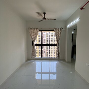 1 BHK Apartment For Rent in Runwal Gardens Phase I, Kalyan Shilphata Road