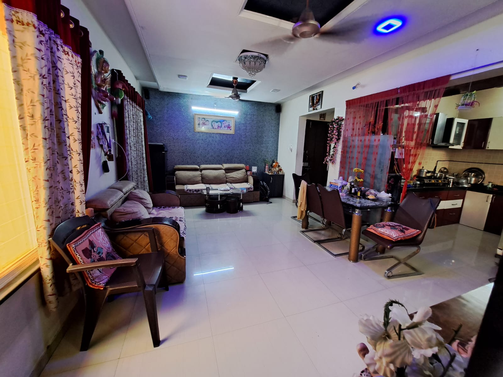 2 BHK Apartment For Sale in Park Street