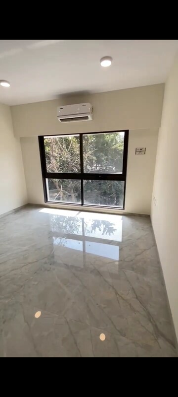 Room in 2 BHK Apartment at Ajmera Boulevard, Malad West – for Sale