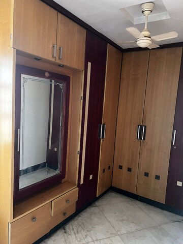 Room in 3 BHK Apartment at Saleem Nagar – for Rent