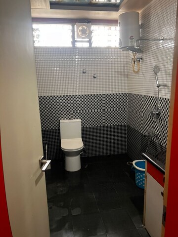 Attached Bathroom in 3 BHK Apartment at Saleem Nagar – for Rent
