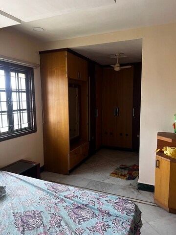 Bedroom in 3 BHK Apartment at Saleem Nagar – for Rent