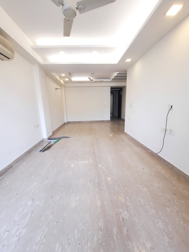 undefined, shivalik colony 3 Bedroom 1800 Sq.Ft. Builder Floor In Shivalik Colony Delhi 9000808