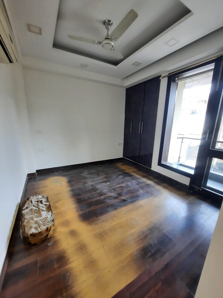 undefined, shivalik colony 3 Bedroom 1800 Sq.Ft. Builder Floor In Shivalik Colony Delhi 9000808