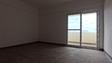 Room in 3 BHK Apartment at Manjeera Casa, Gopanpally – for Sale